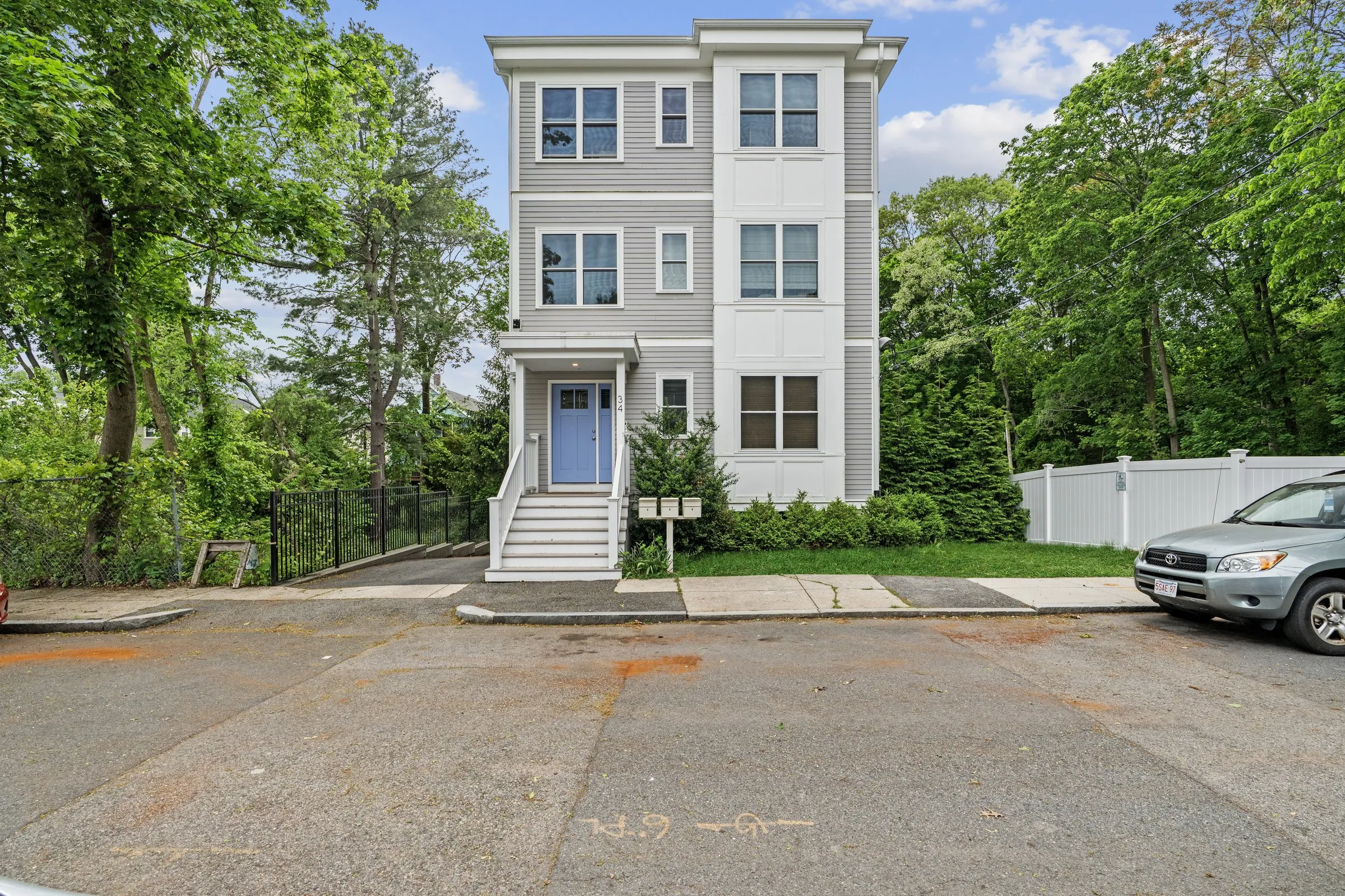 34 Colgate Road, Unit 3, Boston (Roslindale)