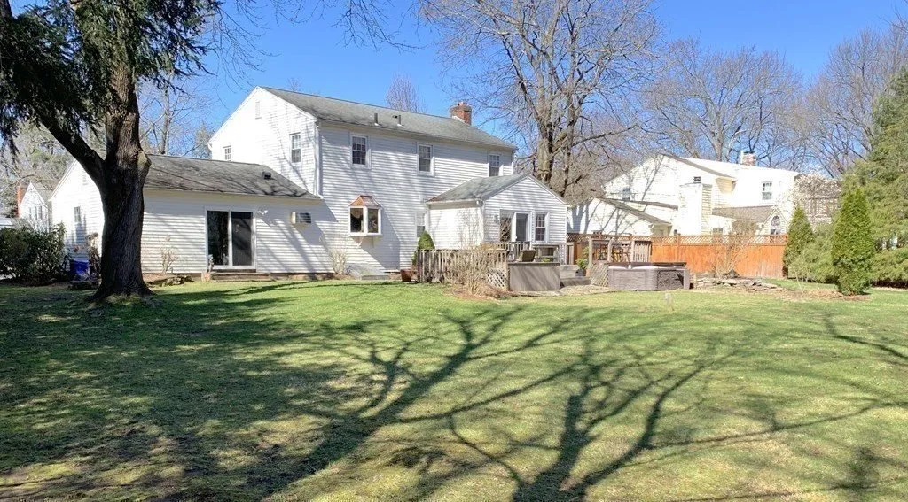 65 Viscount Road, Longmeadow